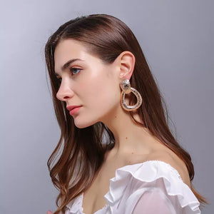 Nicole Dangle Earring