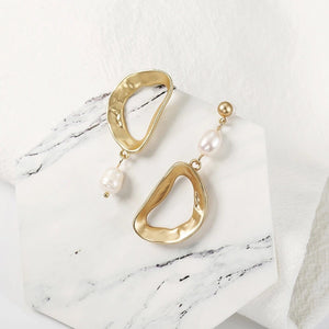 Natalia Dangle Earring