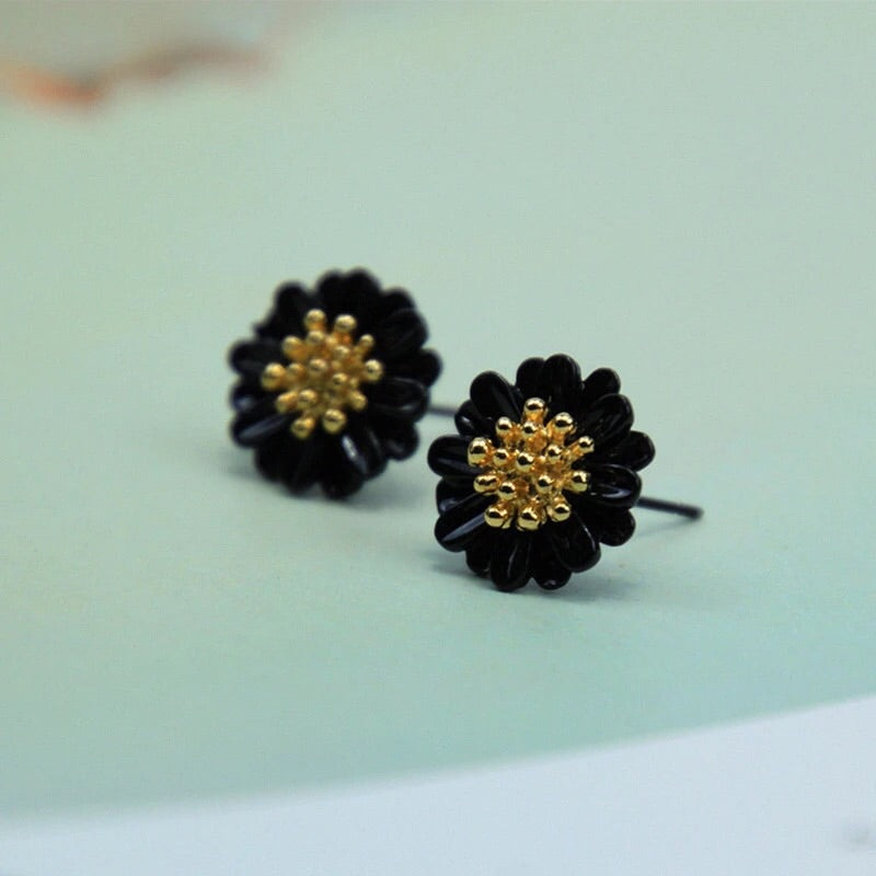 Iris Stud Earring collection