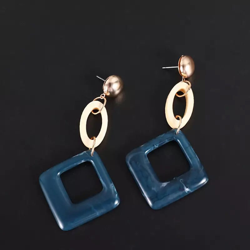 Jessa Dangle Earring Collection